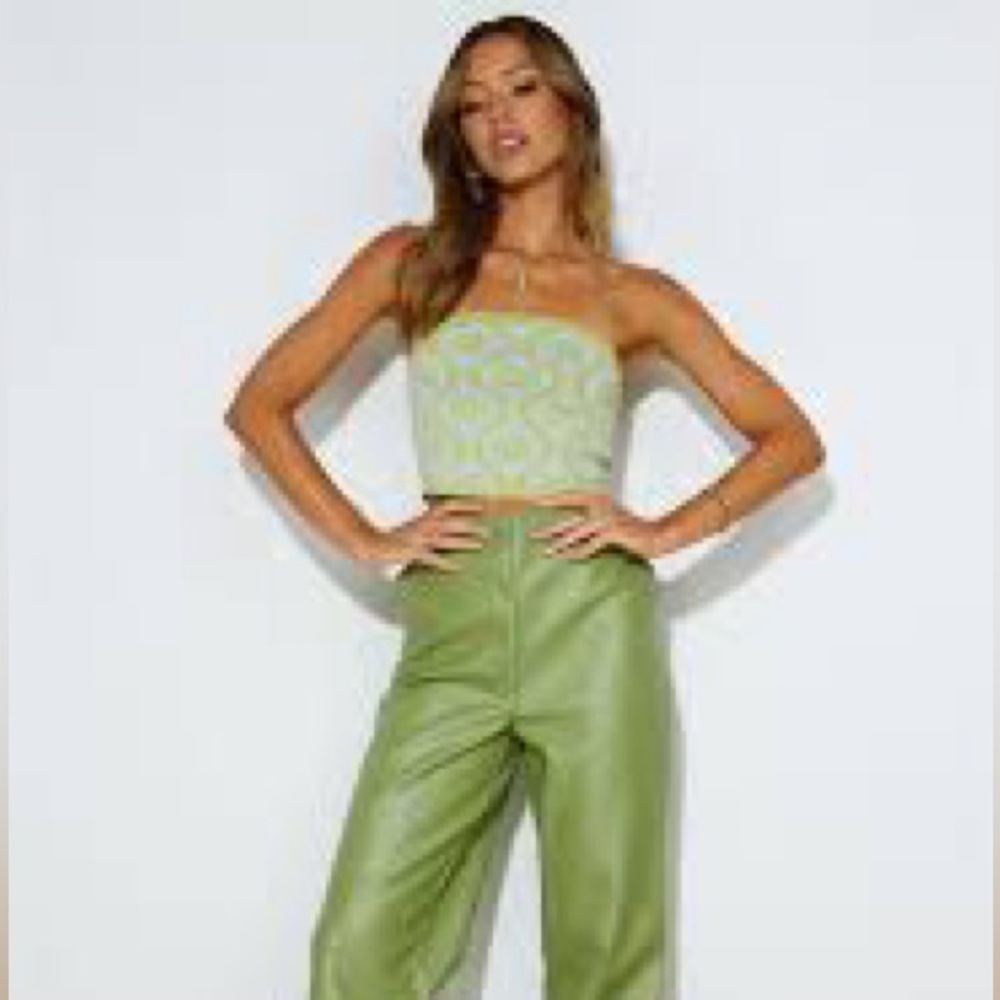 FINDERS K. REVOLVE TOP - Picture 2 of 9